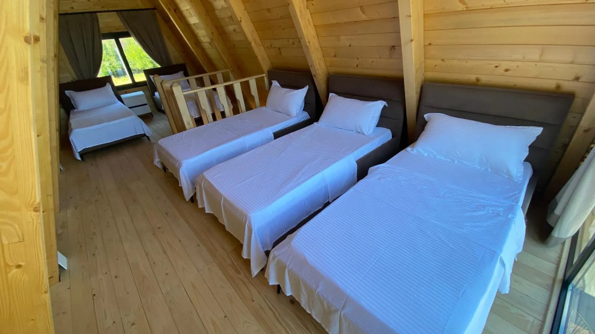 Monark Villas Shkoder