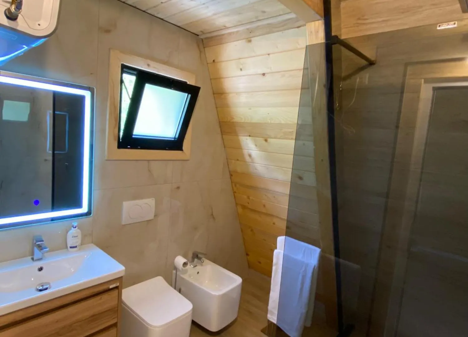 Monark Villas Shkoder